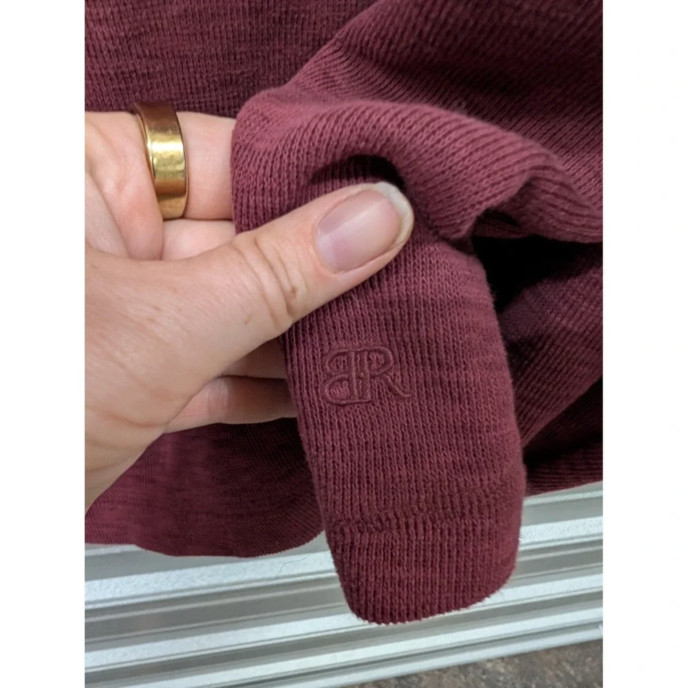 Banana Republic Men's Burgundy Slub Knit Raglan Long Sleeve Crewneck Shirt- XL